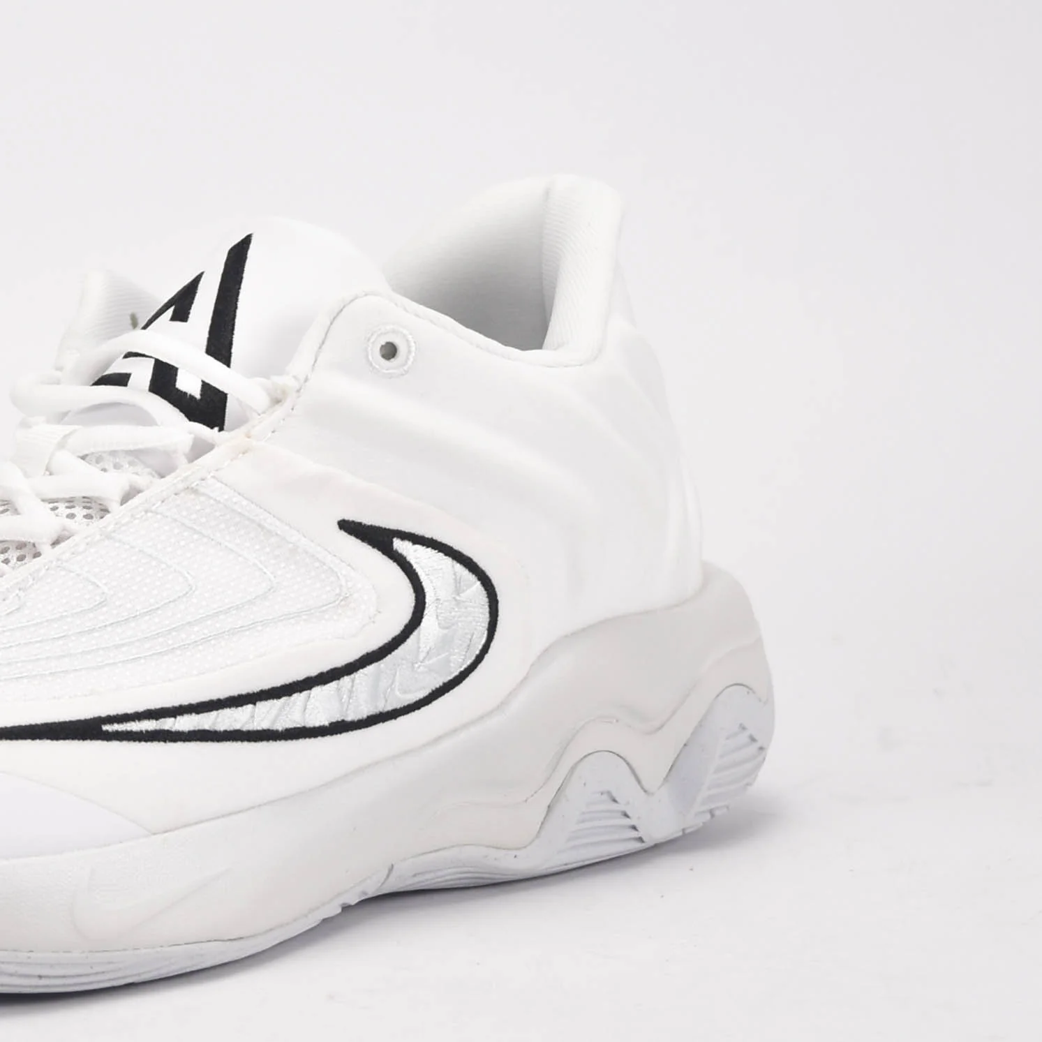 Nike Giannis Immortality 4 Original - Image 4