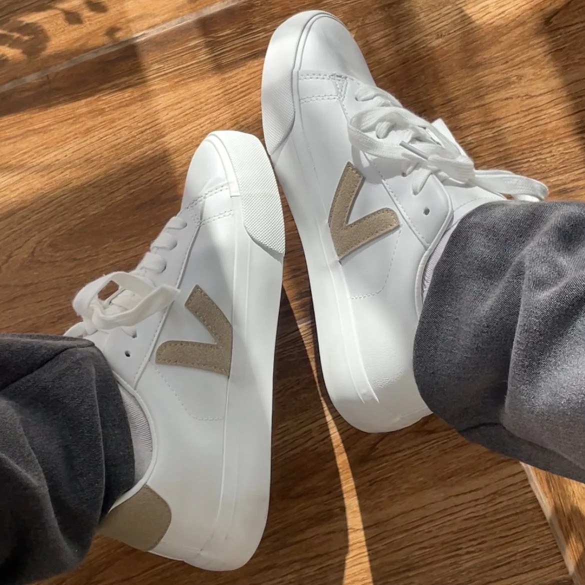 VEJA sneakers (Blanche khaki) - Image 4