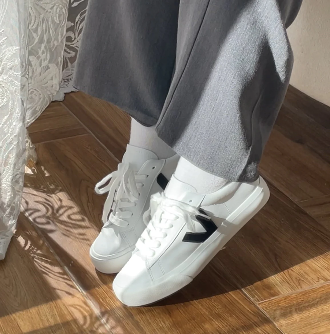 VEJA sneakers Blanche noir - Image 9